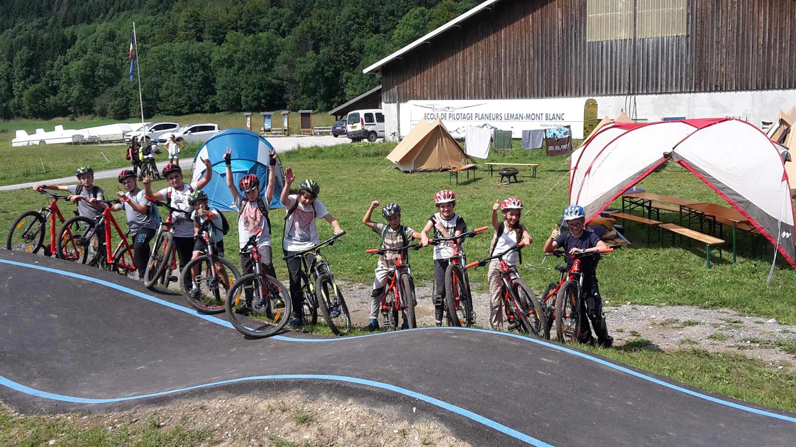 Pump track & Descente de la Menoge en V.T.T.